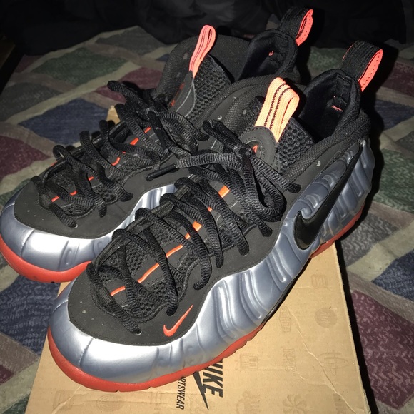 Crimson foamposites